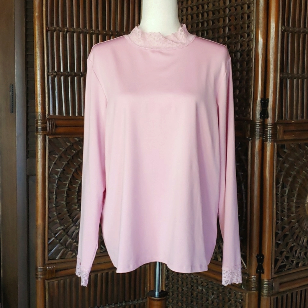 SUSAN GRAVER Mock-Turtle Top - Lacey Layers Pink - XL